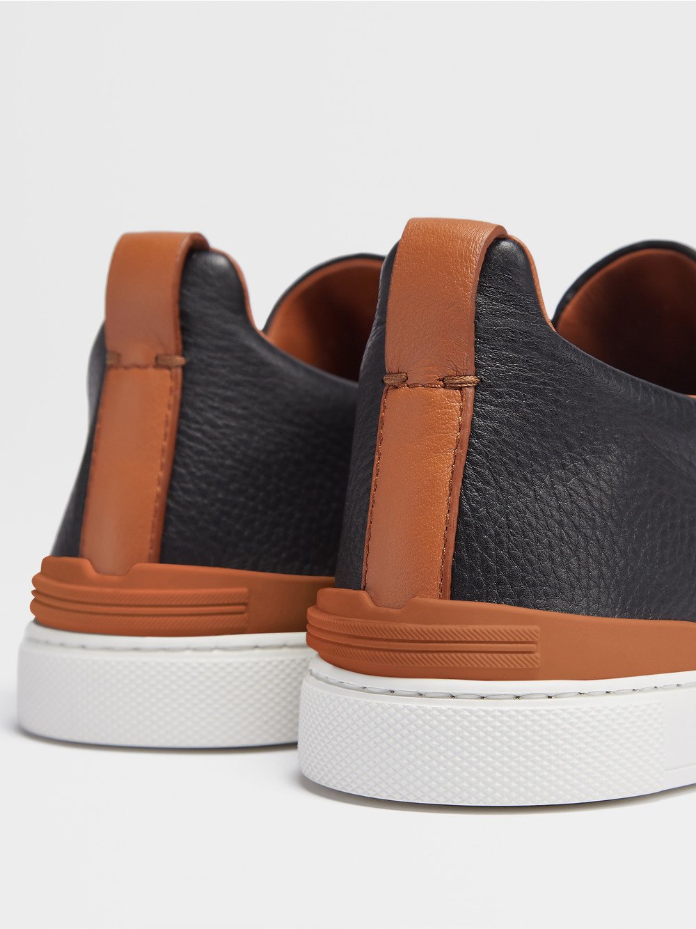 DEERSKIN TRIPLE STITCH MEN SNEAKERS