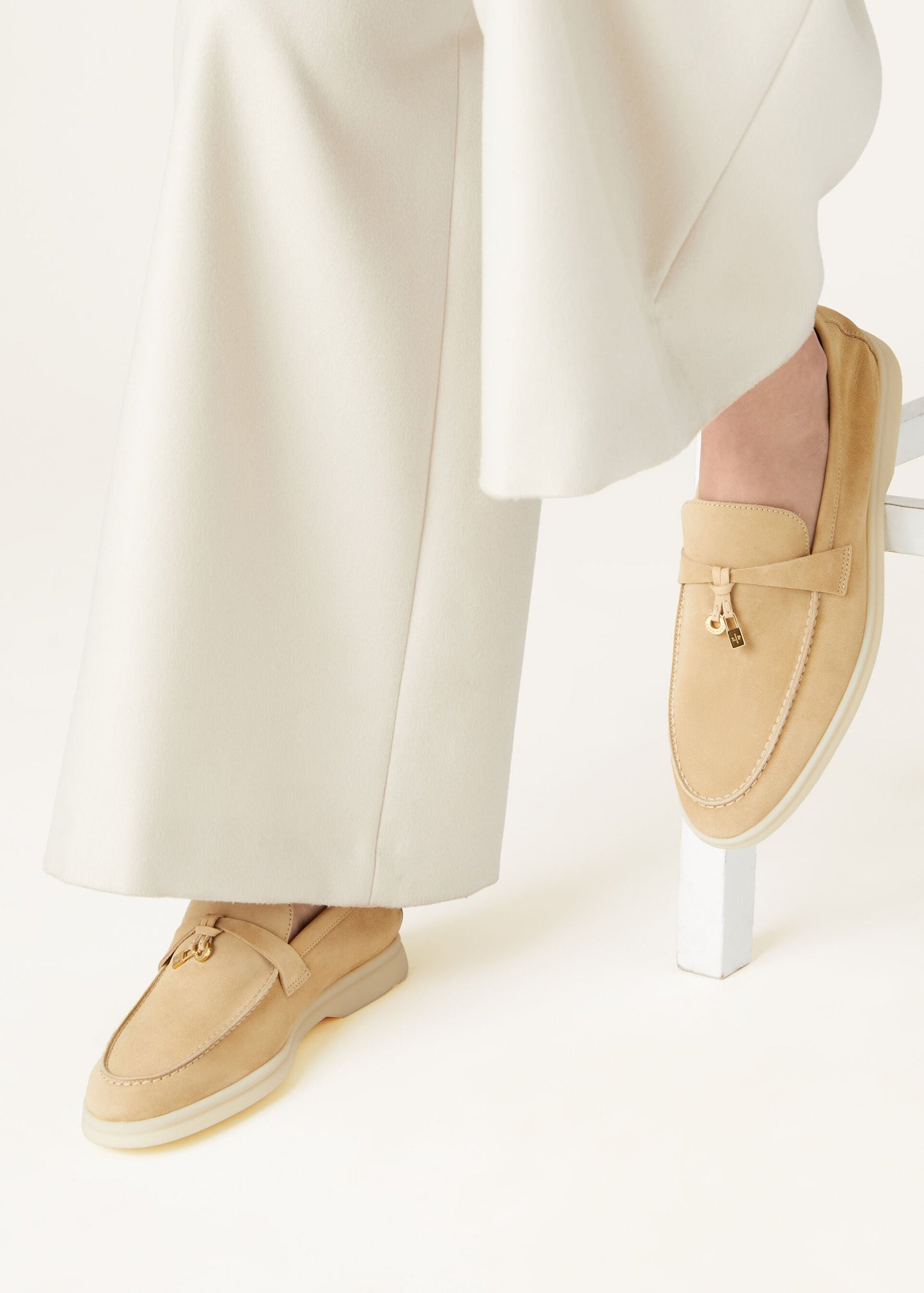 SUMMER CHARMS WALK LOAFERS