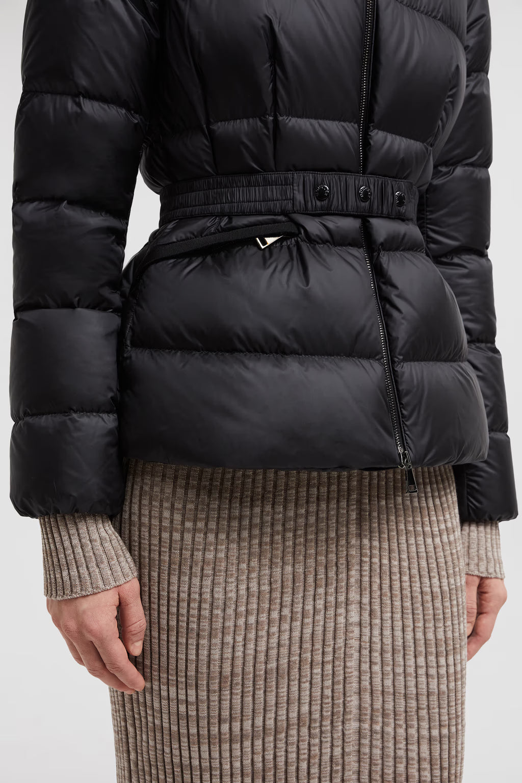 BOED HOODED SHEARLING SHORT DOWN JACKET