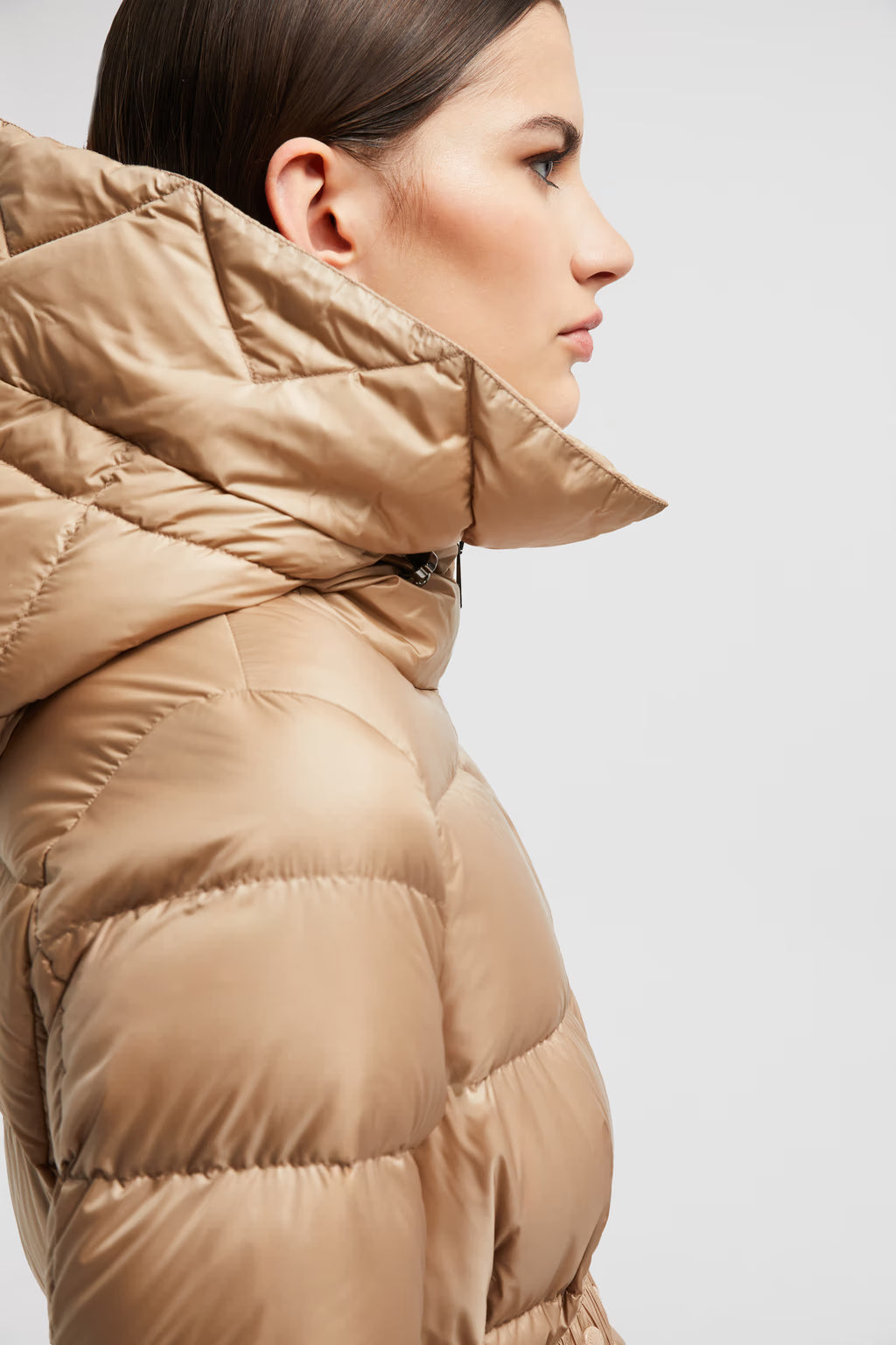 BOED HOODED SHEARLING SHORT DOWN JACKET